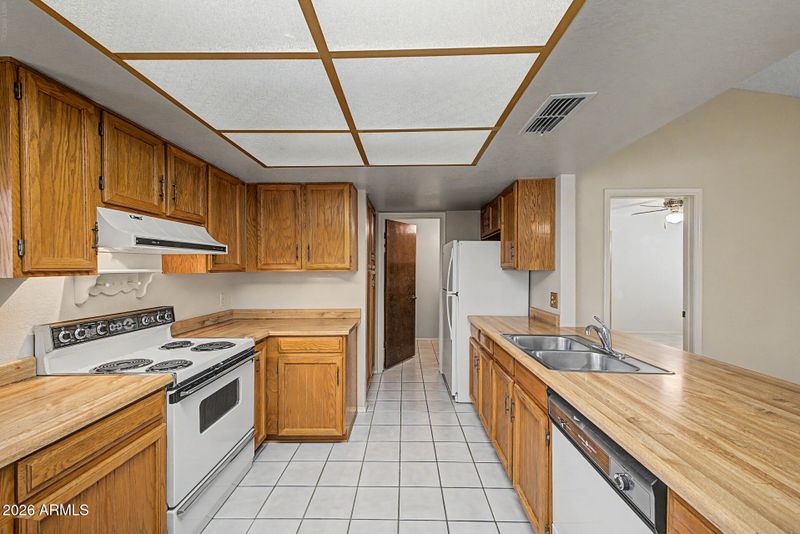 3906 W Willow Ave, Phoenix, AZ 85029