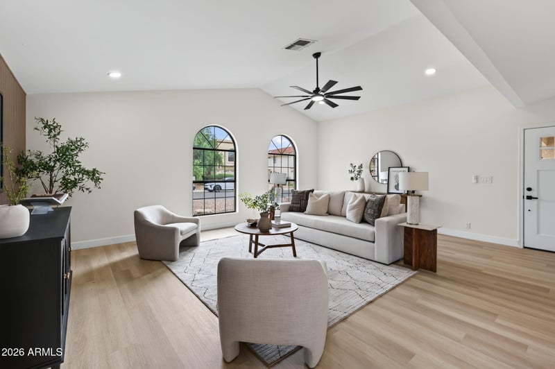 3907 E Coconino St, Phoenix, AZ 85044