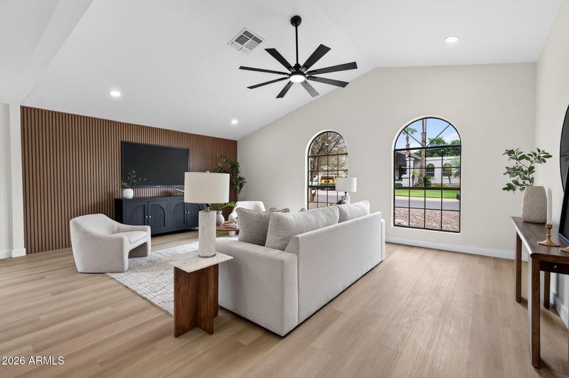 3907 E Coconino St, Phoenix, AZ 85044