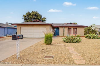 3907 Windrose Dr, Phoenix, AZ 85032