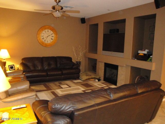 3907 S Newport St, Chandler, AZ 85286
