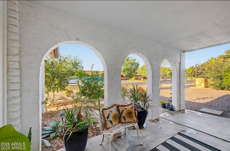 3907 Paradise Dr, Phoenix, AZ 85029