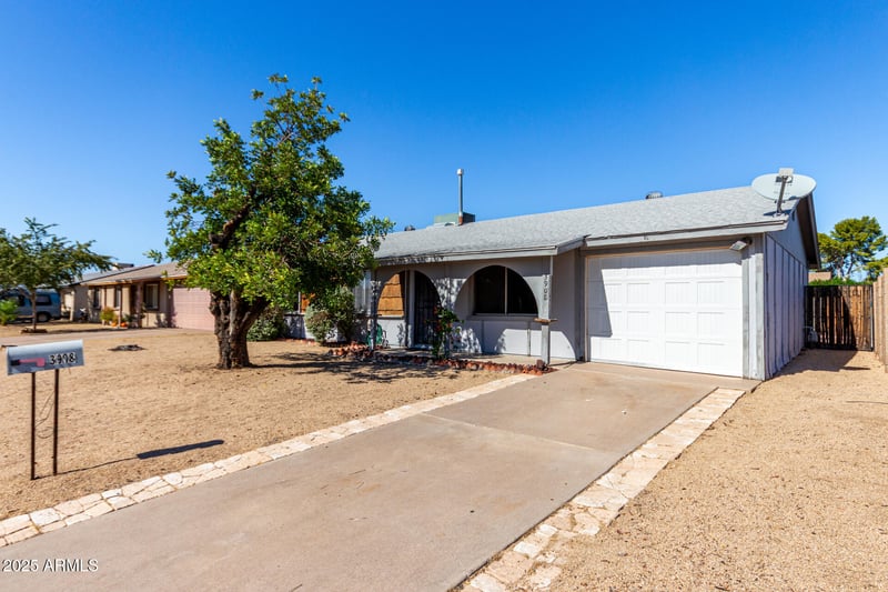 3908 Capitan Dreyfus Ave, Phoenix, AZ 85032