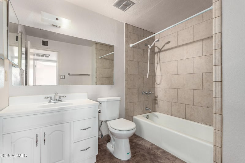 3908 Capitan Dreyfus Ave, Phoenix, AZ 85032