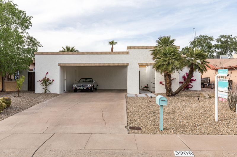 3908 E Dahlia Dr, Phoenix, AZ 85032