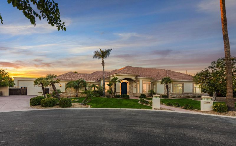 3908 E Nora Cir, Mesa, AZ 85215