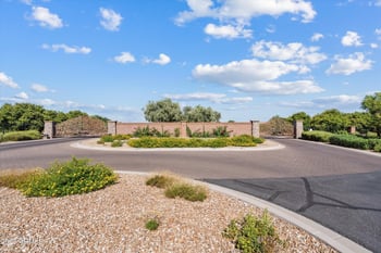 3908 Elmwood St, Mesa, AZ 85205