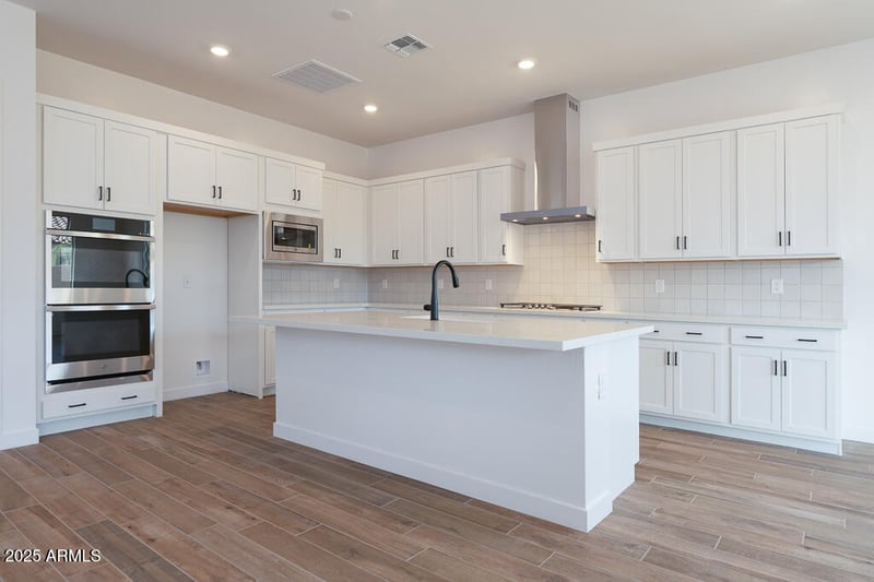 3909 Gold Mountain Ave, San Tan Valley, AZ 85143