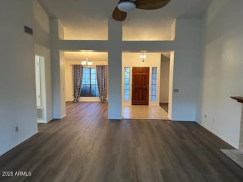 3909 Lavender Ln, Phoenix, AZ 85044