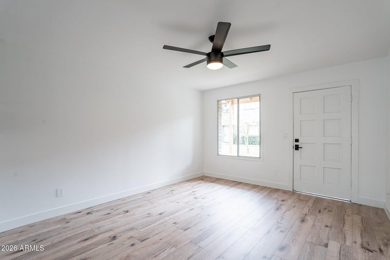 3909 Mill Ave, Tempe, AZ 85282