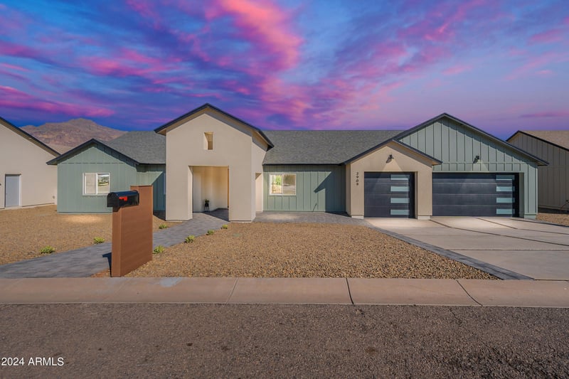 3909 Veronica Ln, Gold Canyon, AZ 85118