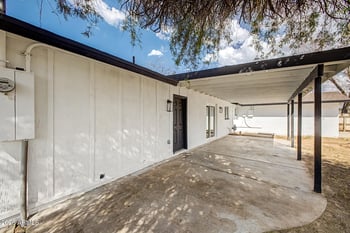 3909 W Griswold Rd, Phoenix, AZ 85051