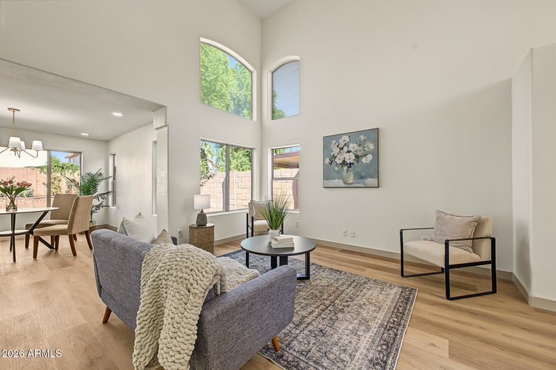 3910 E Kimberly Way, Phoenix, AZ 85050