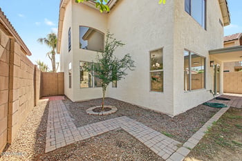 3910 E Kimberly Way, Phoenix, AZ 85050