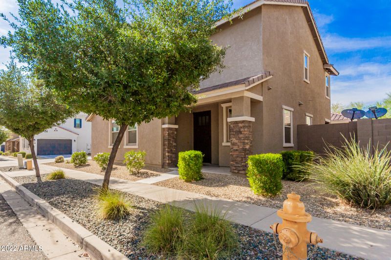 3910 E Sophie Ln, Phoenix, AZ 85042