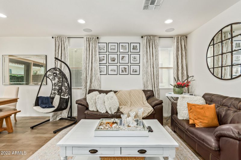 3910 E Sophie Ln, Phoenix, AZ 85042