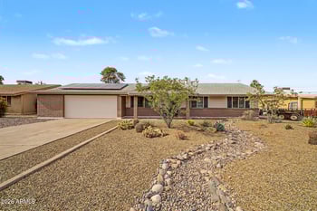 3910 Shangri La Rd, Phoenix, AZ 85028