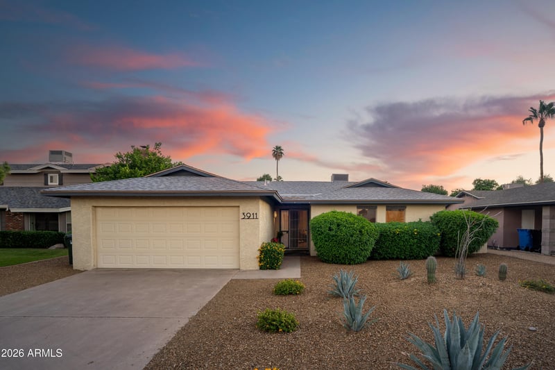 3911 E Dahlia Dr, Phoenix, AZ 85032
