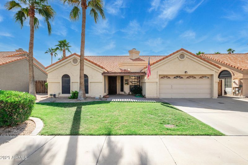 3911 E Mountain Vista Dr, Phoenix, AZ 85048