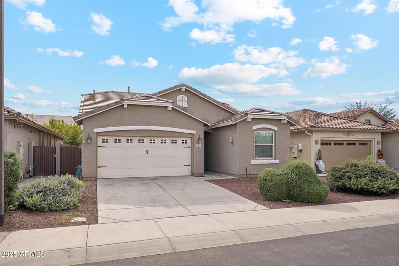 3911 E Sourwood Dr, Gilbert, AZ 85298