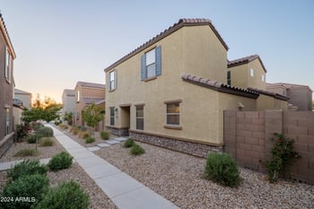 3911 S 79th Ln, Phoenix, AZ 85043