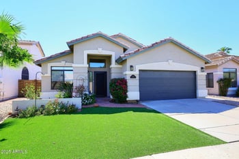 3911 Topeka Dr, Phoenix, AZ 85050