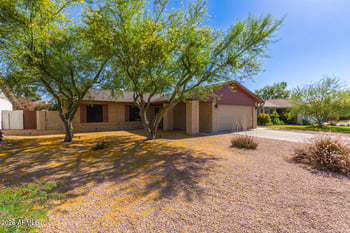 3911 Desert Cove Ave, Phoenix, AZ 85029