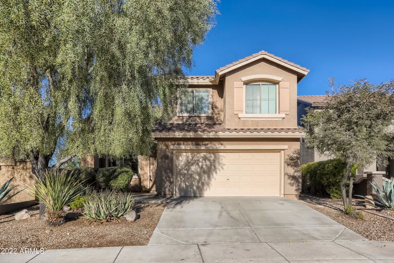 39114 N Parker Ln, Phoenix, AZ 85086