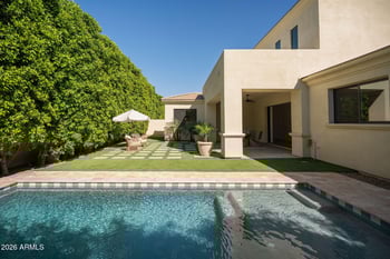 3912 Crittenden Ln, Phoenix, AZ 85018