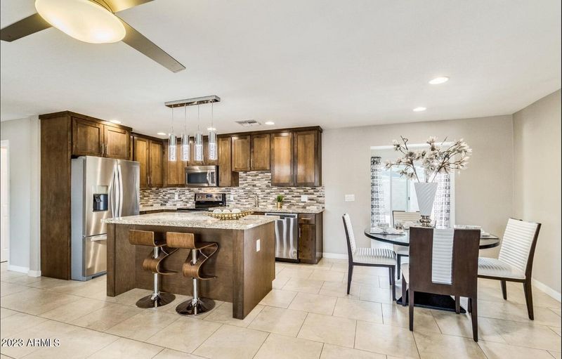 3912 N 13th Way, Phoenix, AZ 85014