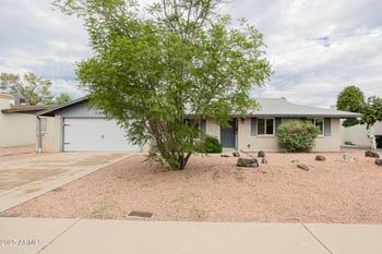 3912 Shaw Butte Dr, Phoenix, AZ 85028