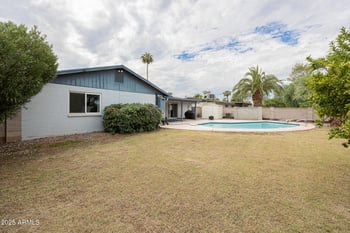 3912 Shaw Butte Dr, Phoenix, AZ 85028