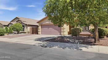 3912 W Goodman Dr, Glendale, AZ 85308