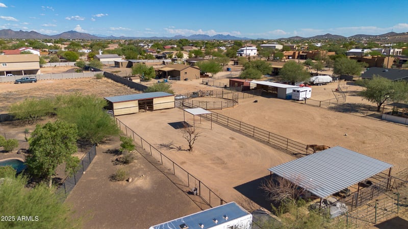 39125 25th Ave, Phoenix, AZ 85086