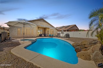 3913 Escuda Dr, Glendale, AZ 85308