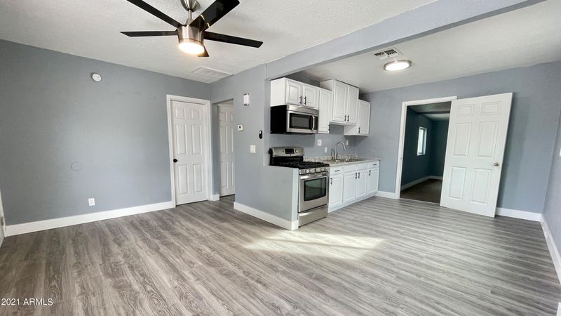 3913 W Sherman St, Phoenix, AZ 85009
