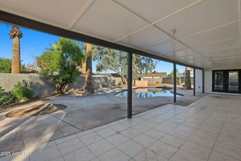 3914 Andorra Dr, Phoenix, AZ 85032