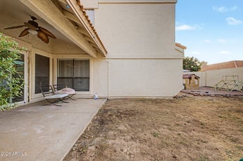 3914 Amberwood Dr, Phoenix, AZ 85048