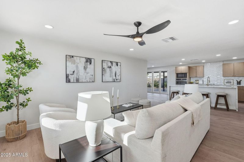 3914 E Andorra Dr, Phoenix, AZ 85032