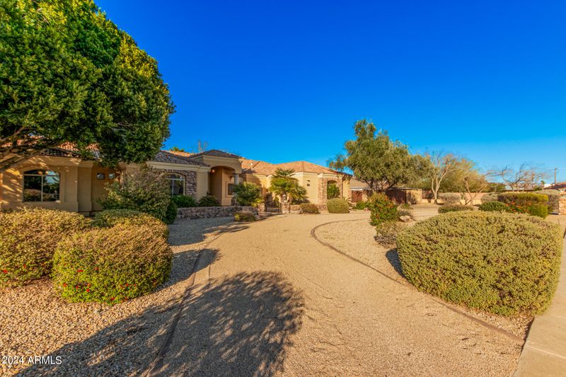 3914 E Omega Cir, Mesa, AZ 85215