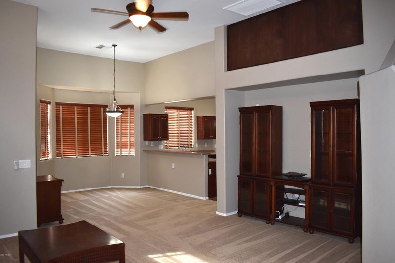 3914 E Pollack St, Phoenix, AZ 85042