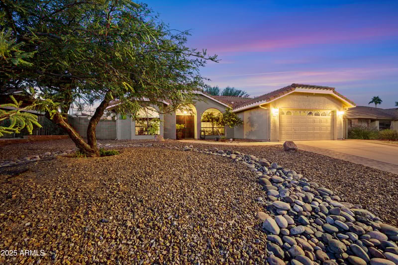 3914 Tano St, Phoenix, AZ 85044