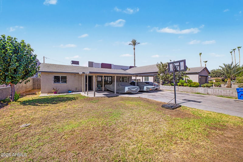 3915 E Cheery Lynn Rd, Phoenix, AZ 85018