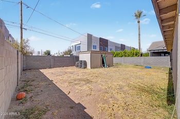 3915 E Cheery Lynn Rd, Phoenix, AZ 85018