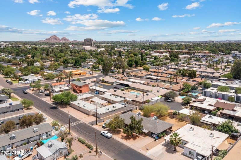 3915 E Earll Dr, Phoenix, AZ 85018