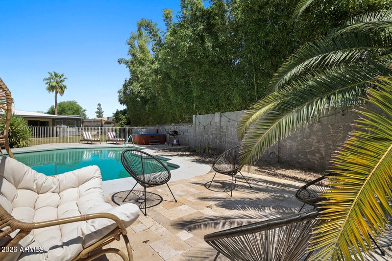 3915 Larkspur Dr, Phoenix, AZ 85032