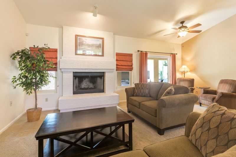 3916 N Sapphire St, Mesa, AZ 85215