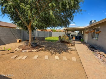 3916 Aster Dr, Phoenix, AZ 85029
