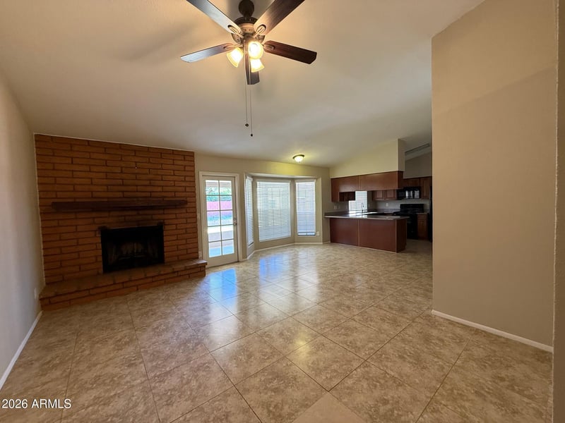 3916 Villa Rita Dr, Glendale, AZ 85308