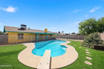 3916 Wood Dr, Phoenix, AZ 85029